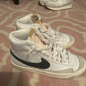 Nike Blazers size 6.5